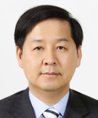 Koo Yoon-cheol, budget veteran, named finance minister