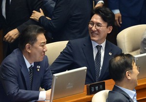 Lee's PM pick passes Assembly amid opposition boycott
