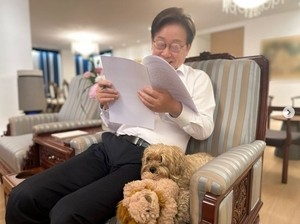 Meet Bobby, South Korea's new 'first dog'