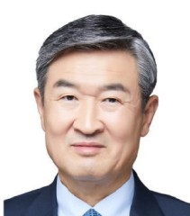 Special counsel raids home of ex-NIS director in martial law probe