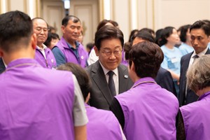 Lee orders forming new investigation team into 2022 crowd crush