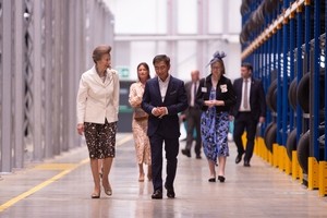[Photo News] Royal tour at Hankook Tire’s UK hub