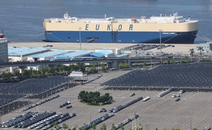 From US to Scotland, Korea chases last-minute deal to dodge tariff hit