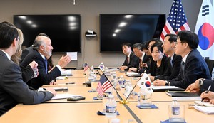 S. Korea's finance minister to hold tariff negotiations with Bessent late Thursday, Korean time