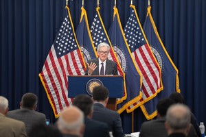 US Fed leaves rates unchanged despite Trump pressure