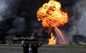 Cosmetic factory explodes in Yeongcheon