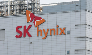 SK hynix overtakes Samsung to lead global memory market for 1st time with HBM surge